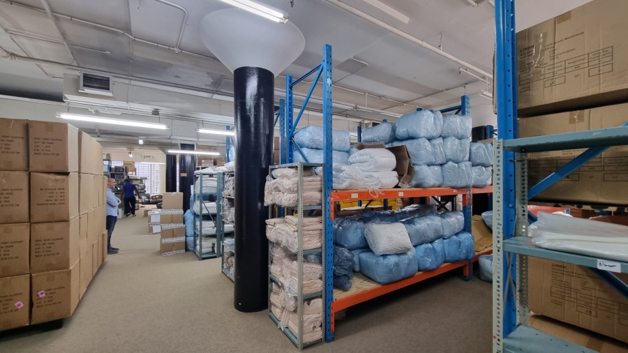 To Let Commercial Property for Rent in Woodstock Western Cape
